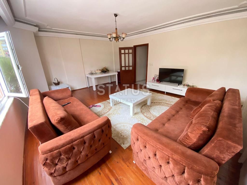 В центре Тосмура, Алания квартира 2+1. 100м2 фото 2