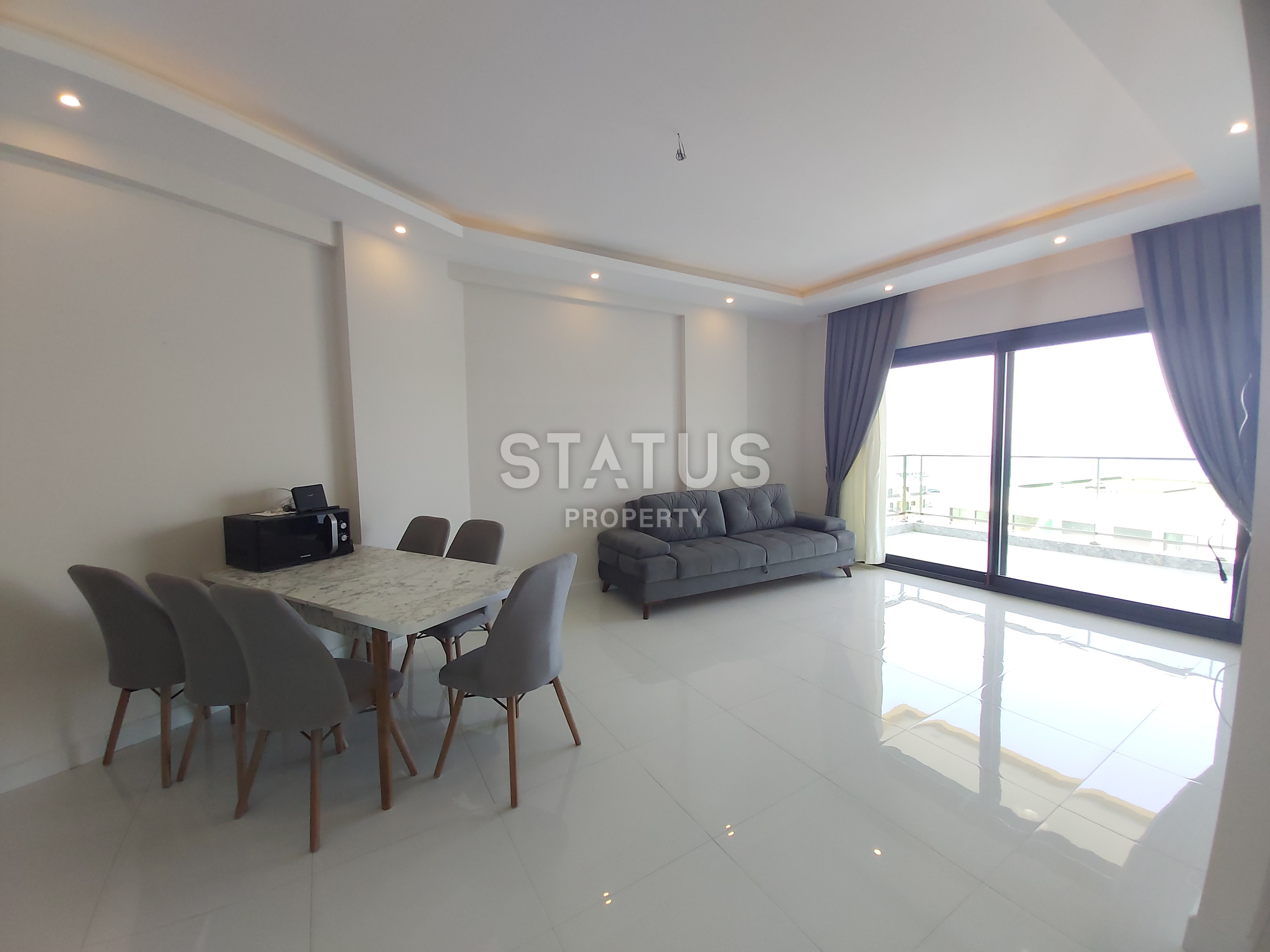 Spacious apartment overlooking the pore in premium residential complex in Kargicak. 70m2 фото 4