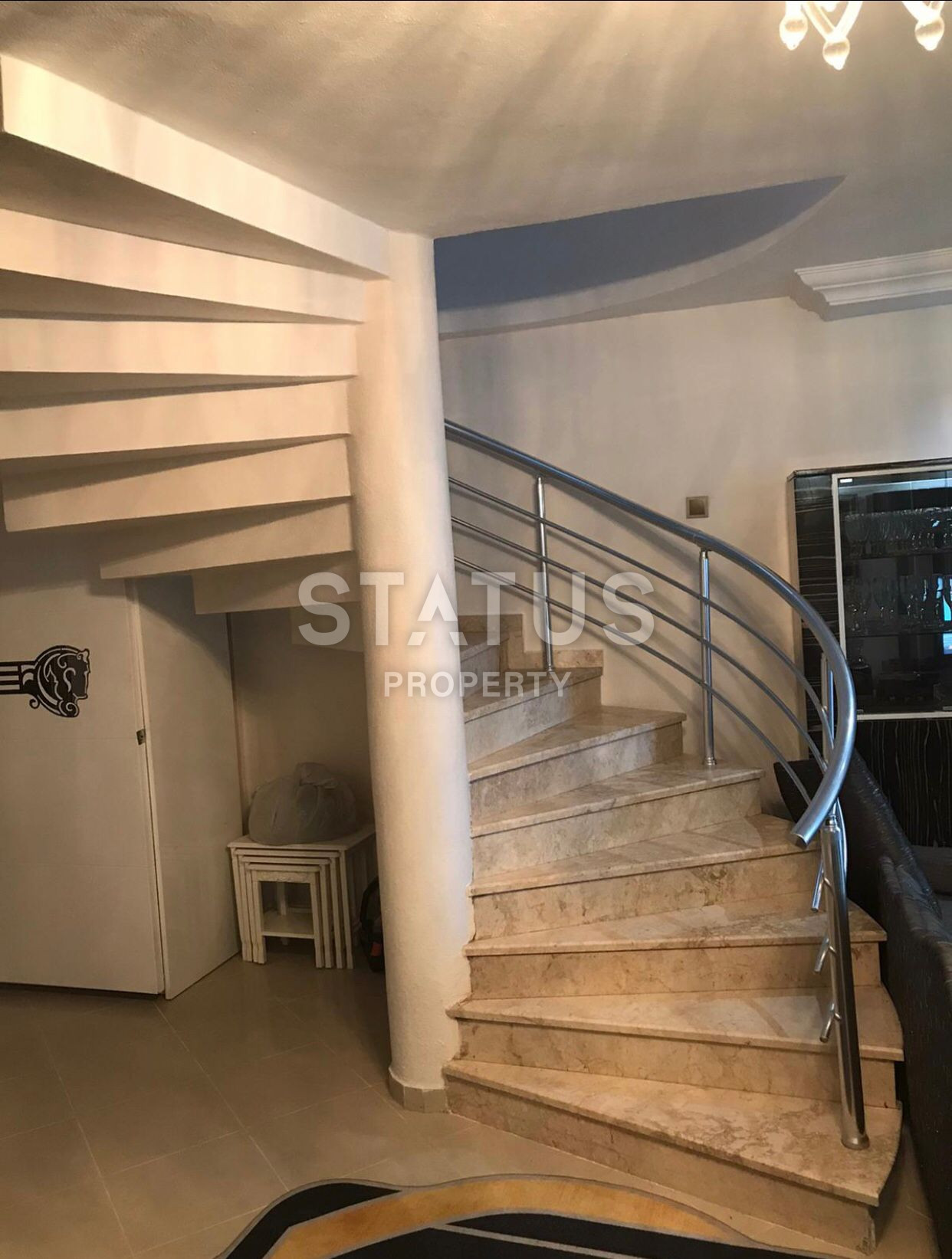 Furnished apartment 3+1 overlooking the city and the sea. 240m2 фото 11