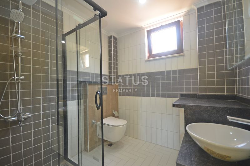 Вилла 5+1 в прекрасном районе Бекташ в Аланье. 376м2 фото 18