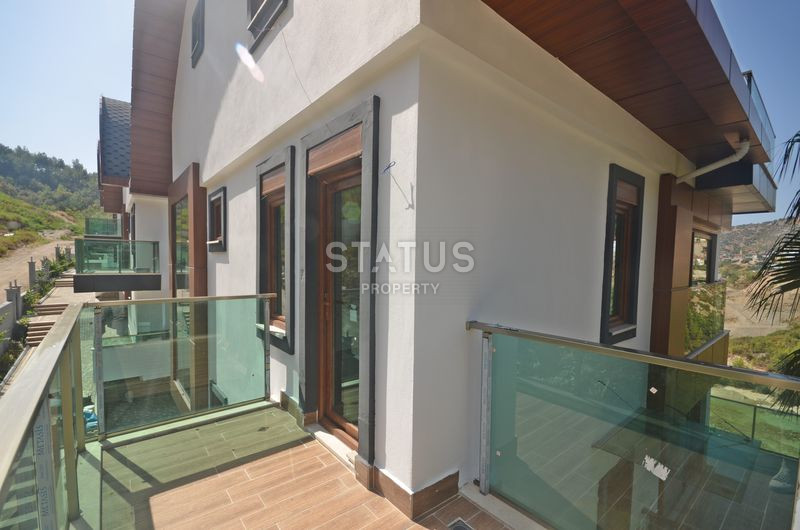 Вилла 5+1 в прекрасном районе Бекташ в Аланье. 376м2 фото 20