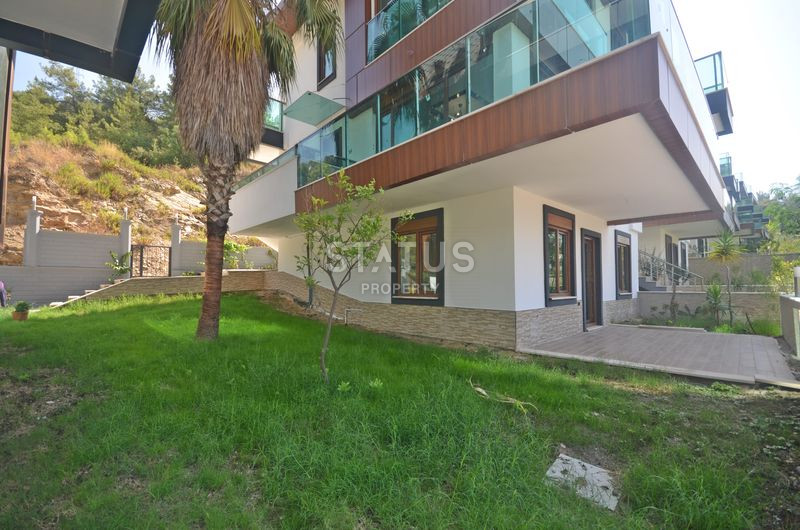 Вилла 5+1 в прекрасном районе Бекташ в Аланье. 376м2 фото 24