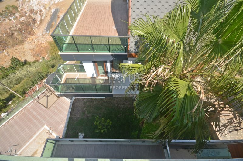 Вилла 5+1 в прекрасном районе Бекташ в Аланье. 376м2 фото 27