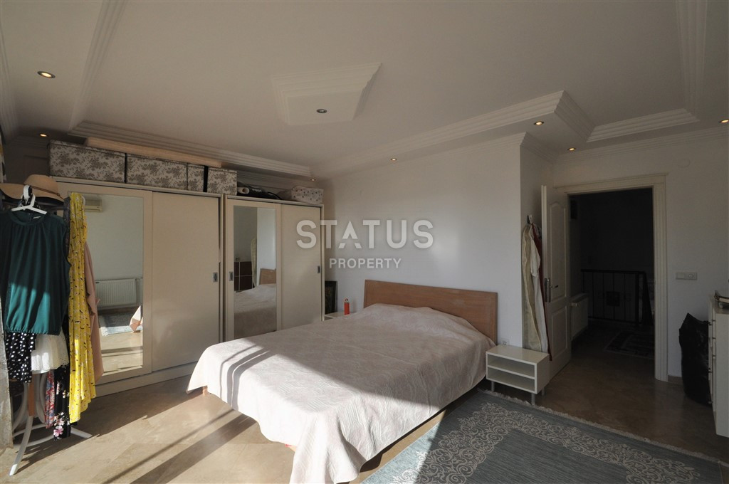 Очень просторны апартаменты 3+1 в Таунхаусе в Джикджилли. 220м2 фото 3