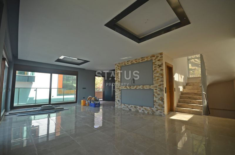 Шести комнатная вилла в прекрасном районе Бекташ в Аланье. 376м2 фото 19