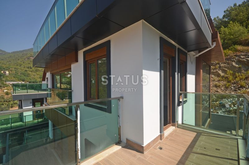 Шести комнатная вилла в прекрасном районе Бекташ в Аланье. 376м2 фото 25