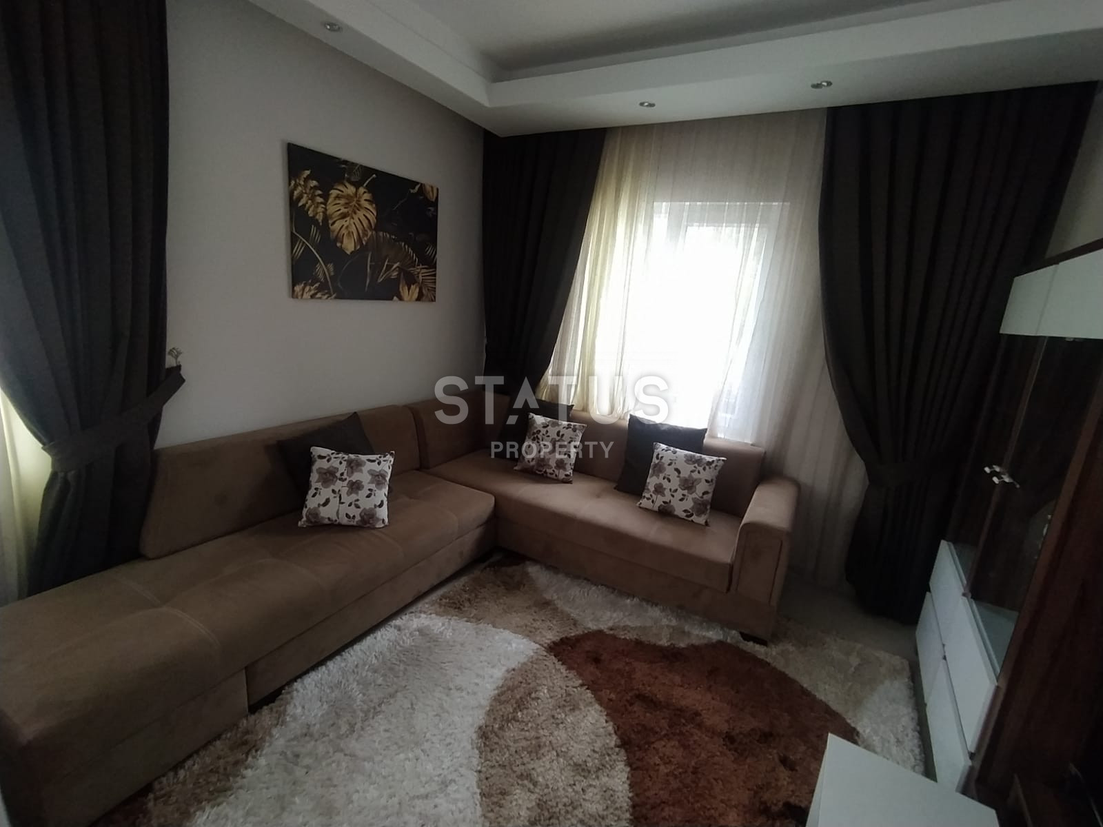 Очень просторная двухкомнатная квартира в известном ЖК в Махмутларе. 95м2 фото 3