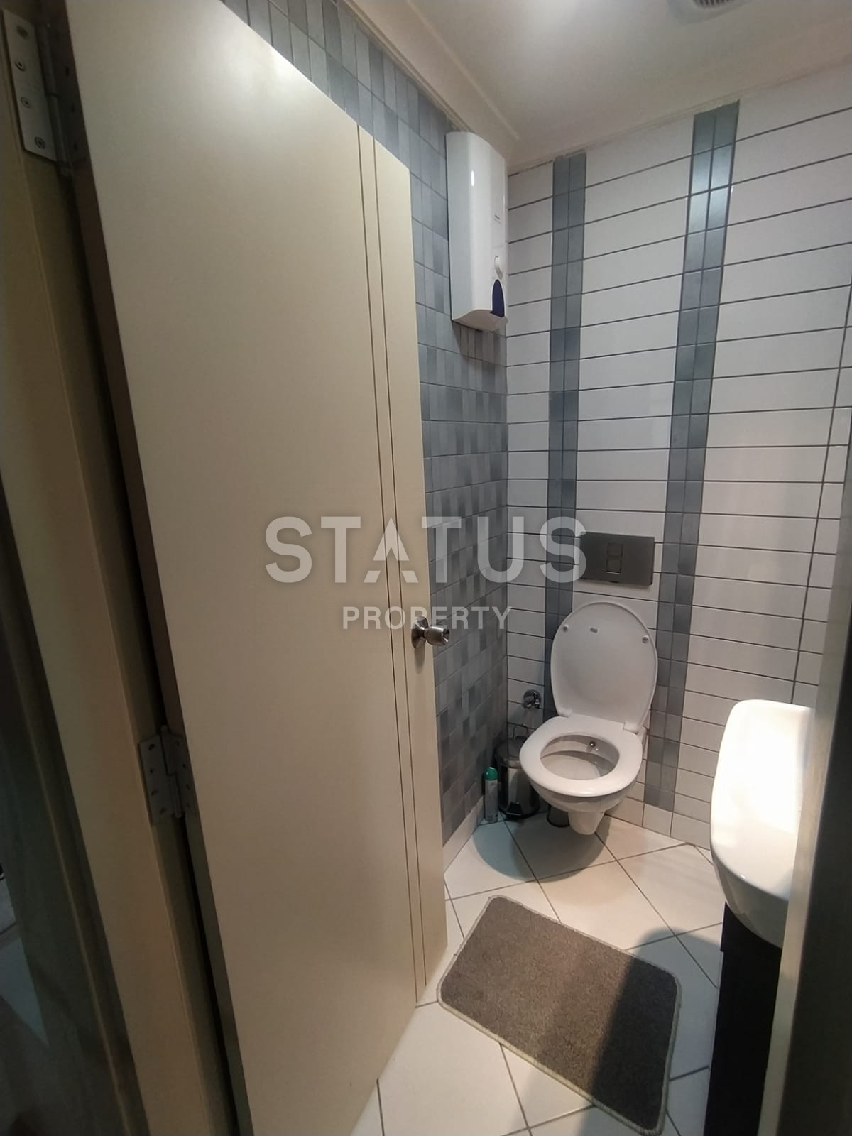 Очень просторная двухкомнатная квартира в известном ЖК в Махмутларе. 95м2 фото 7