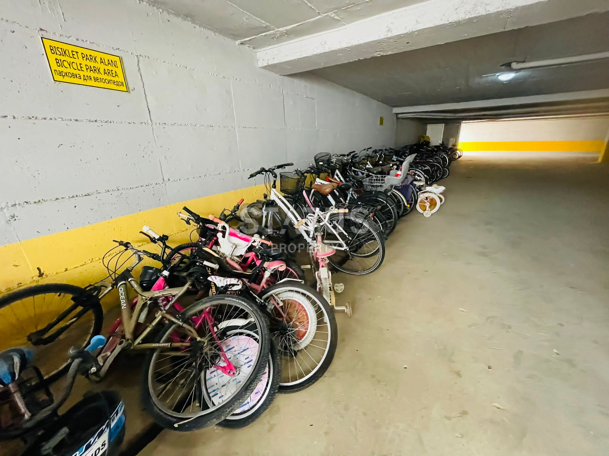 Трёхкомнатная меблированная квартира в хорошем ЖК с полной инфраструктурой в Кестеле. 105м2 фото 30