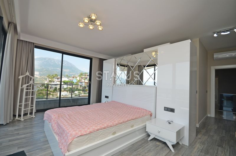 Luxurious duplex 3+1 in a luxury residential complex in Kargicak. 217m2 фото 14