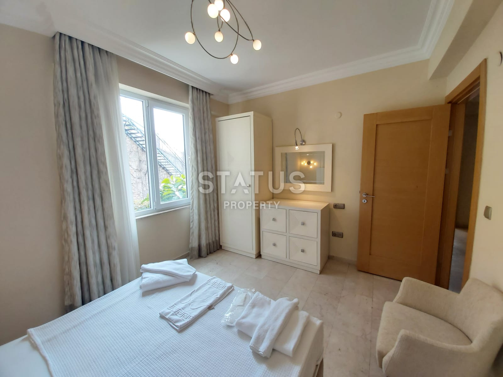 Duplex with a garden in one of the richest complexes in Kargicak. 150m2 фото 19