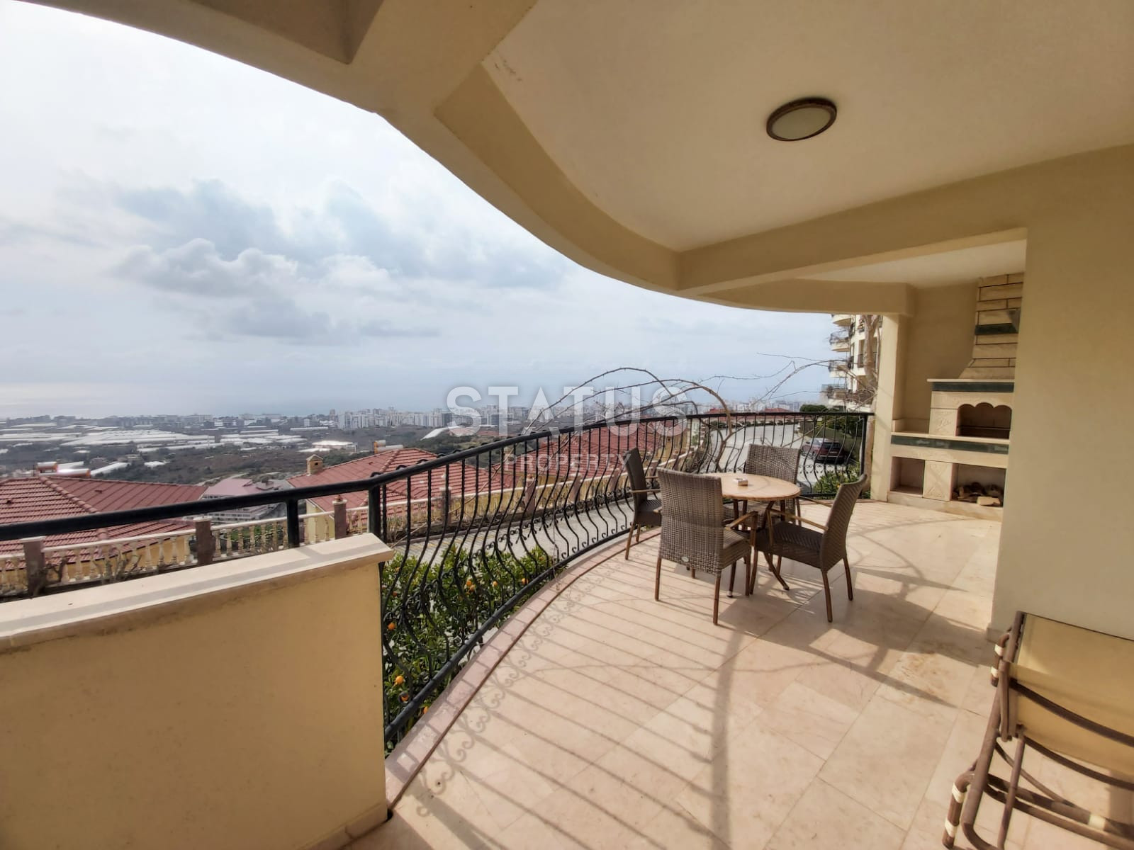 Duplex with a garden in one of the richest complexes in Kargicak. 150m2 фото 20