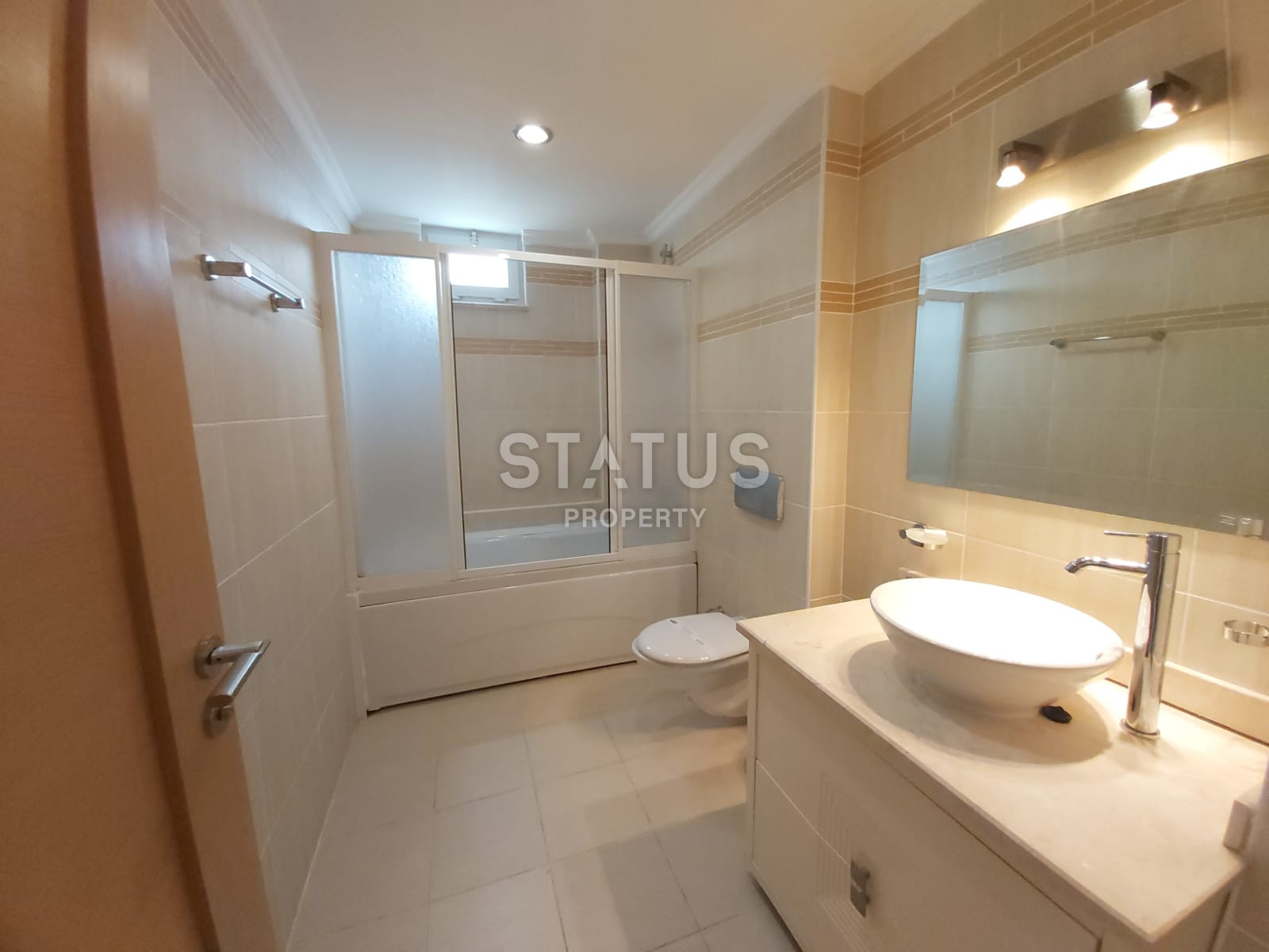 Duplex with a garden in one of the richest complexes in Kargicak. 150m2 фото 29