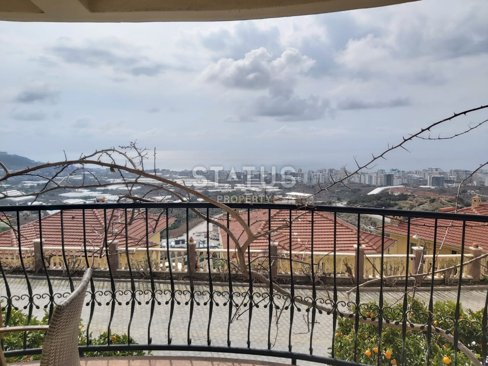 Duplex with a garden in one of the richest complexes in Kargicak. 150m2 фото 45