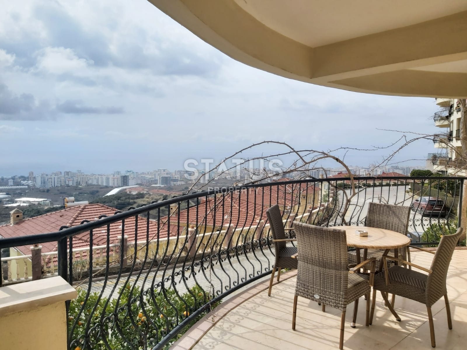 Duplex with a garden in one of the richest complexes in Kargicak. 150m2 фото 47