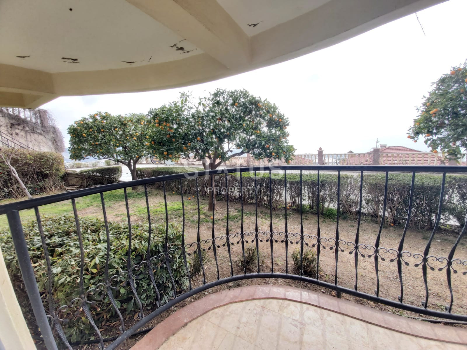 Duplex with a garden in one of the richest complexes in Kargicak. 150m2 фото 48