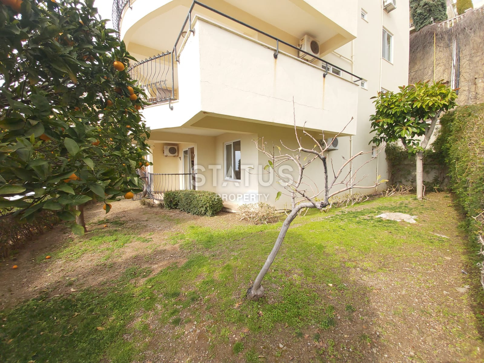 Duplex with a garden in one of the richest complexes in Kargicak. 150m2 фото 49