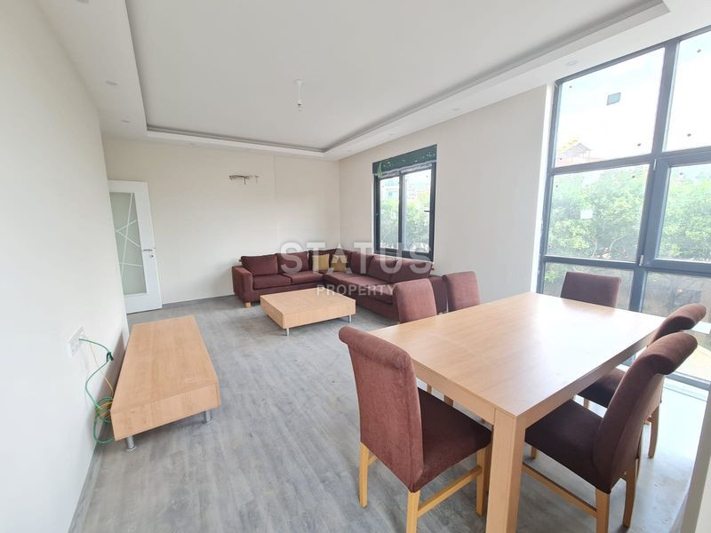 Spacious three-room apartment with separate kitchen, excellent investment. 115m2 фото 12