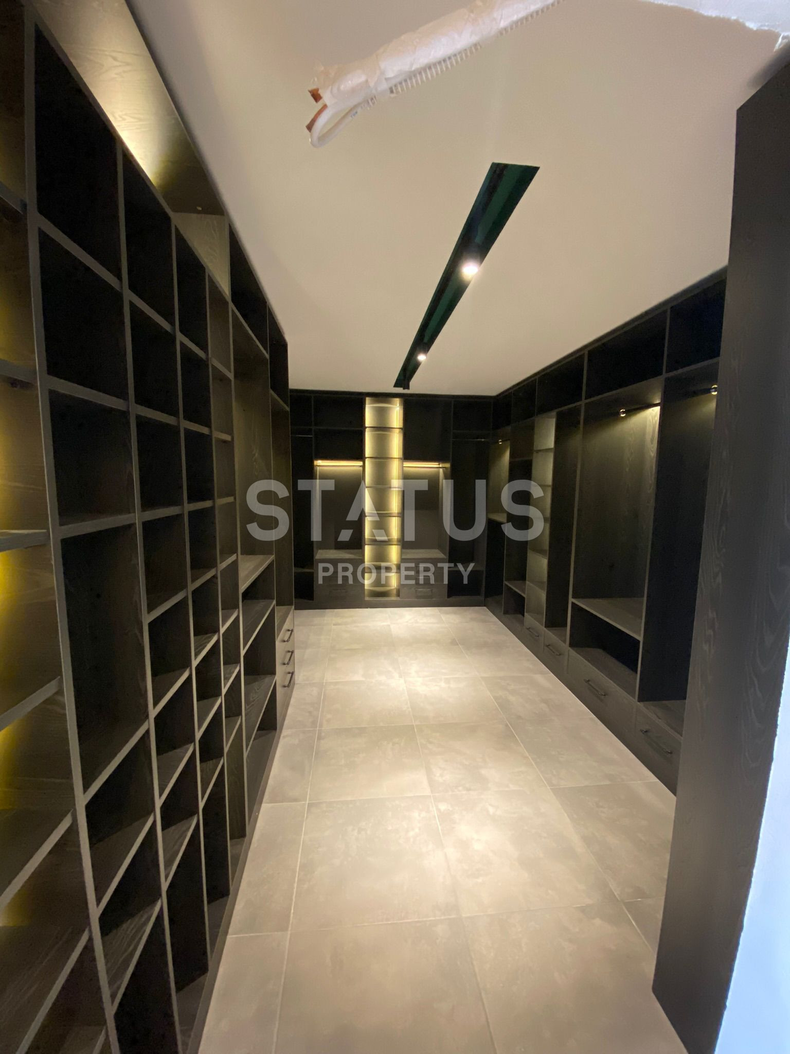 Modern villa in Bektash area with stunning views. 6+1 - 600m. фото 11