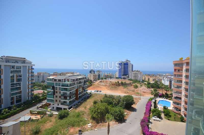 Three-room apartment with panoramic views in OBA 500m from the sea. 120m2 фото 17