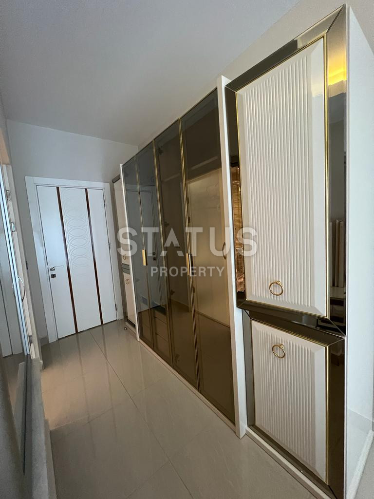 Трёхкомнатная меблированная вартира в элитном комплексе Махмутлара в 200 метрах от моря. 120м2 фото 5