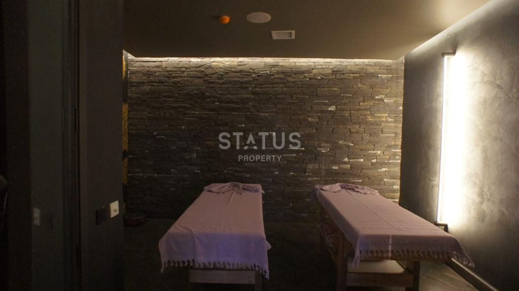 Spacious two-room apartment in a premium residential complex 50m from the sea in Kargicak.63m2 фото 14