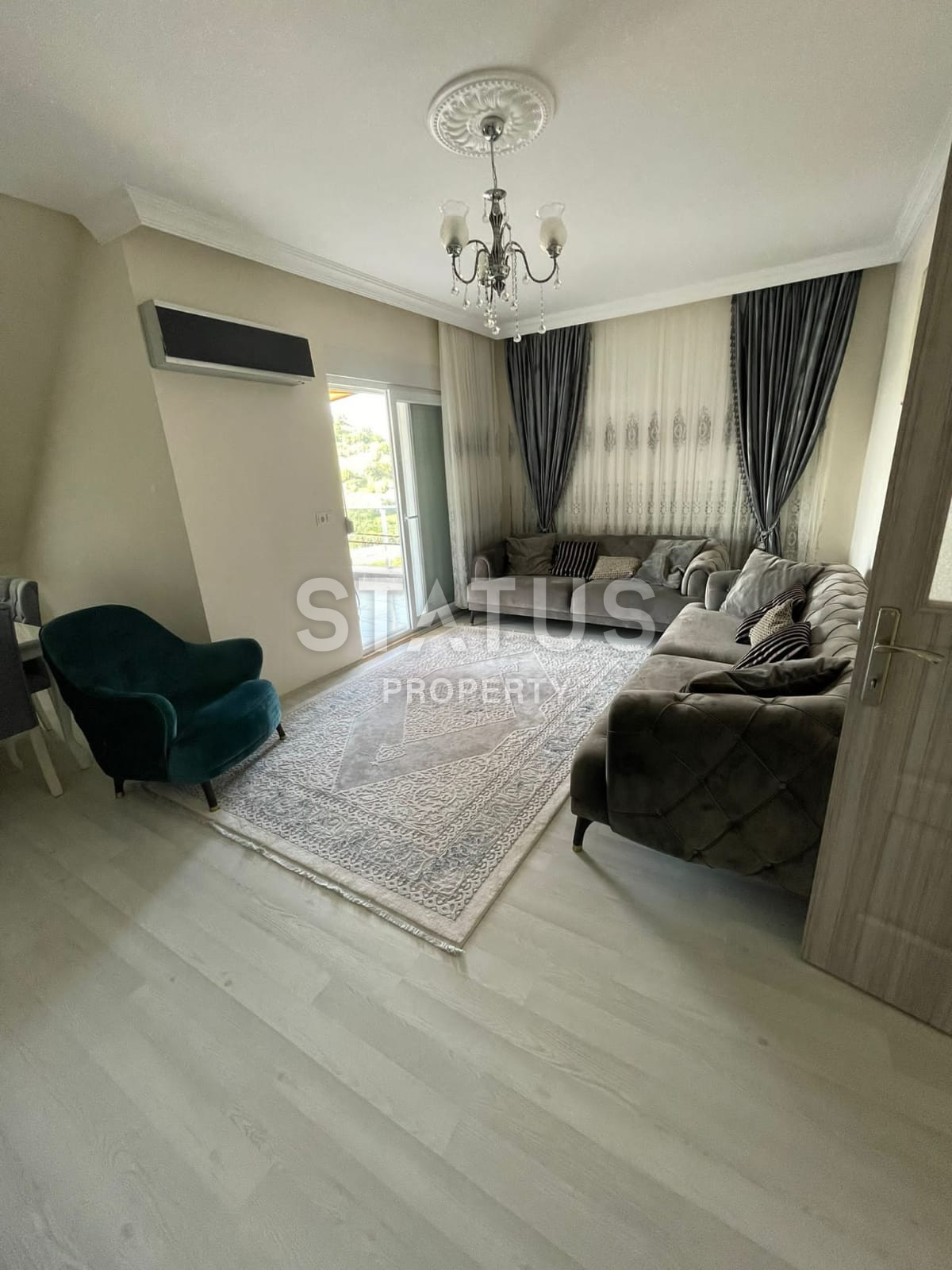 Трёхкомнатная квартира по хорошей цене в Газипаша.120м2 фото 1