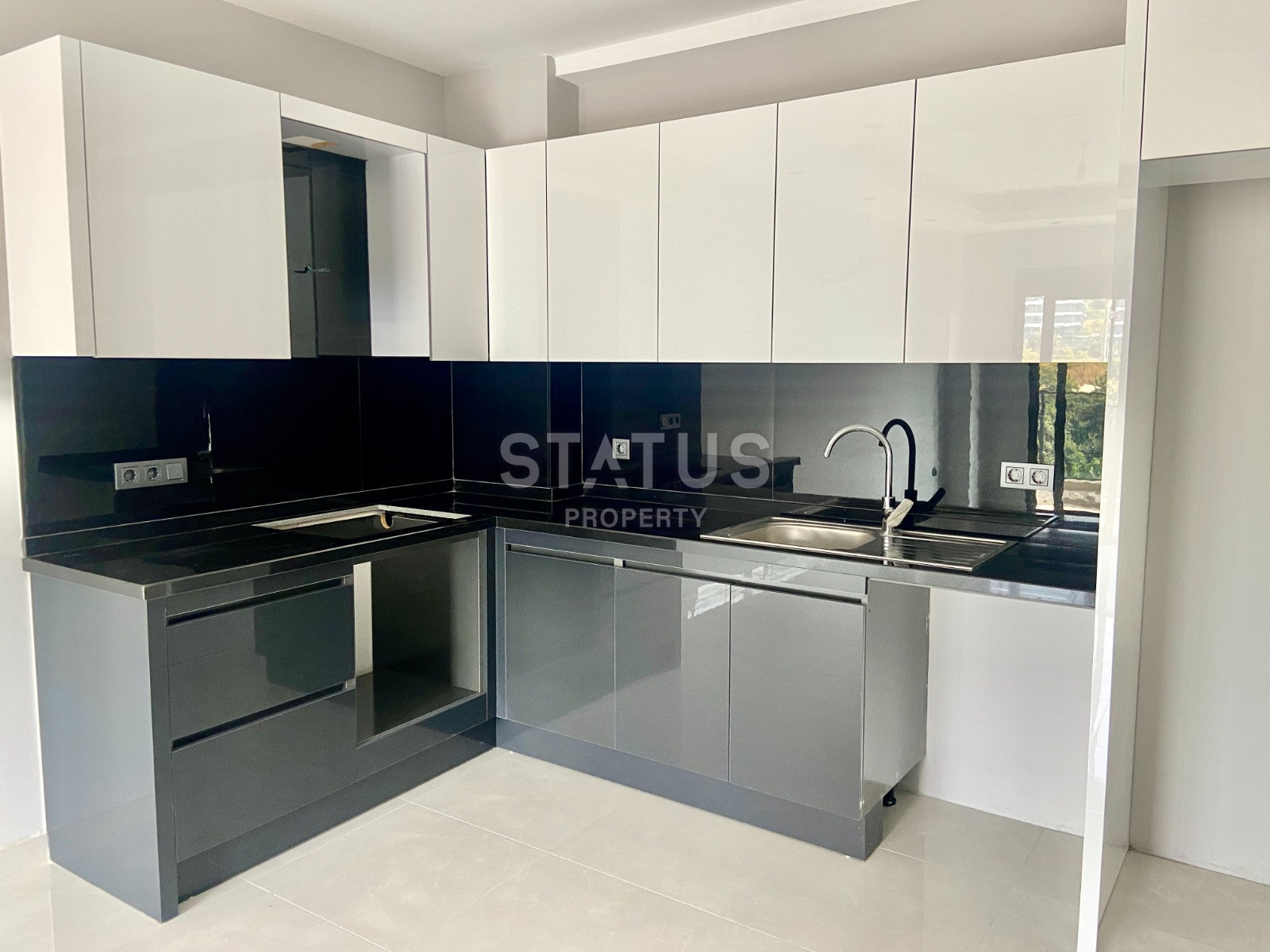 Spacious new two-room apartment in a complex with rich infrastructure in the upper OBA area. 62m2 фото 5