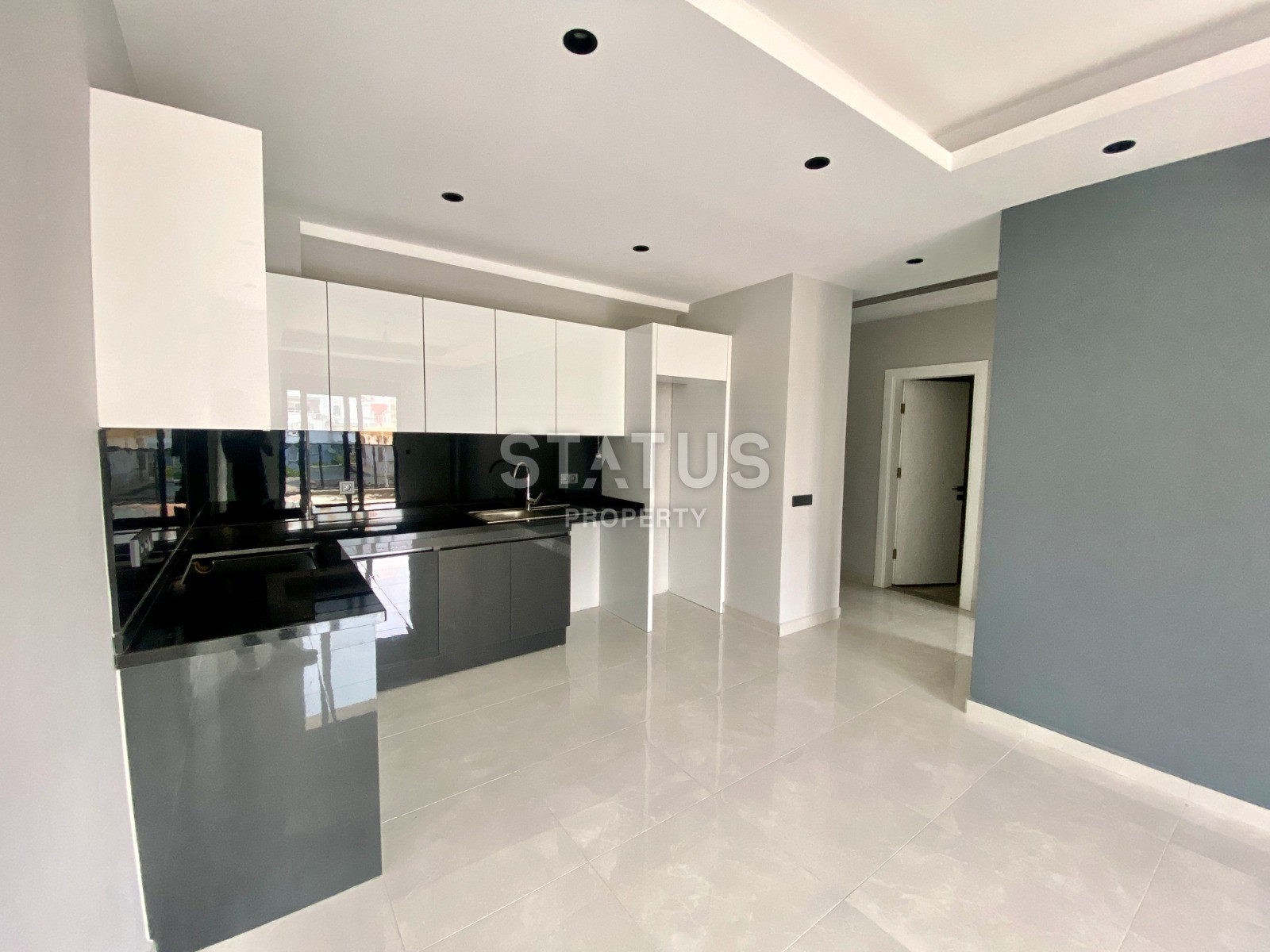 Spacious new two-room apartment in a complex with rich infrastructure in the upper OBA area. 62m2 фото 7