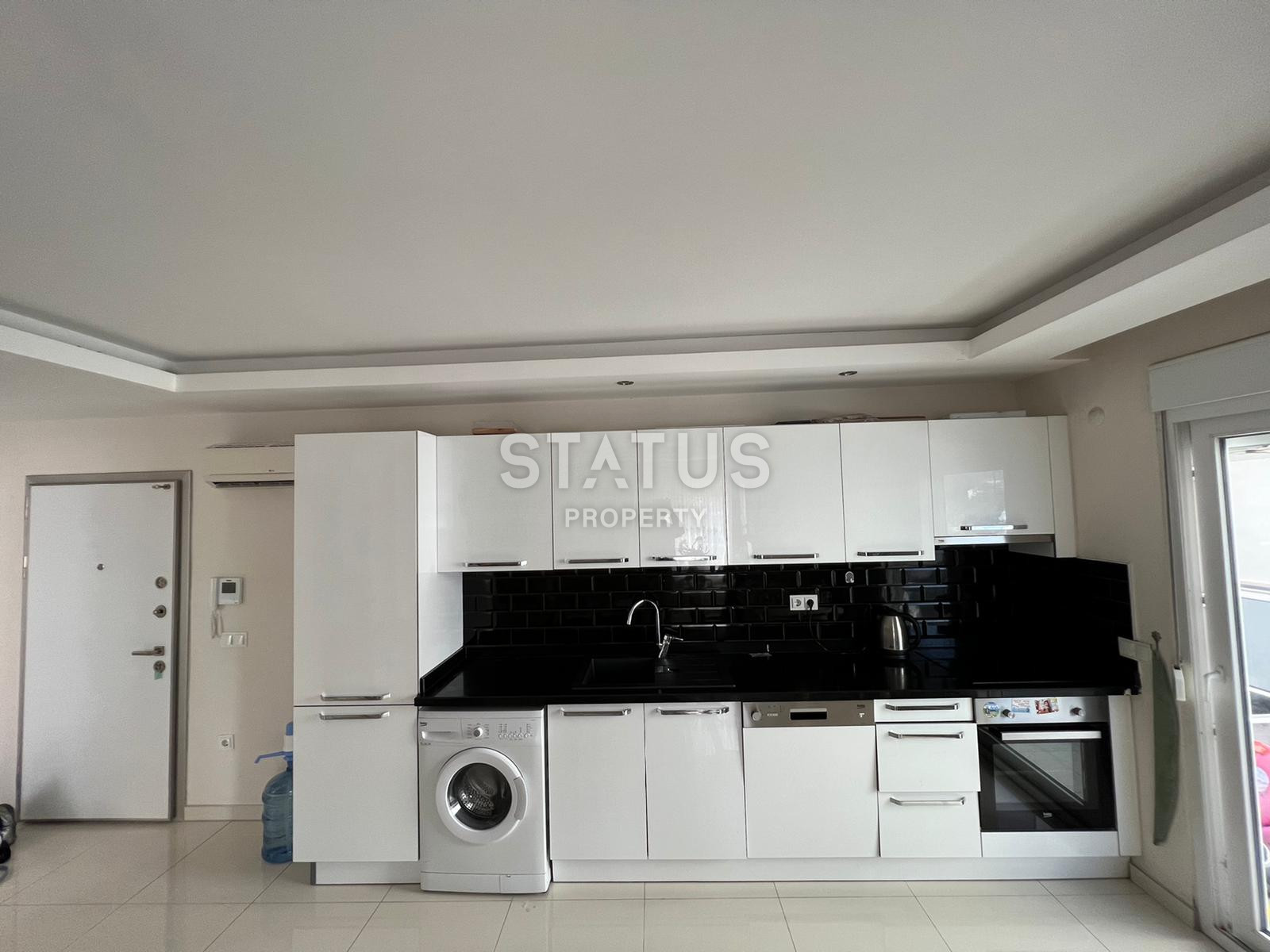 Апартаменты 1+1 в живописном районе Кестель, всего в 50 метрах от моря, 67 м2. фото 10