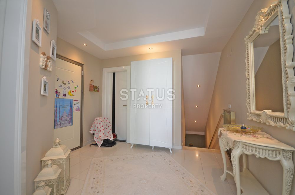 Прекрасный дуплекс с видом на реку Дим в Кестеле. 210м2 фото 4