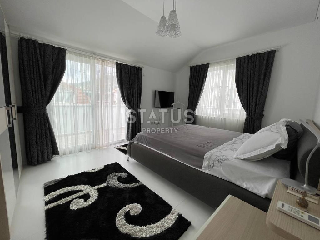 Duplex 3+1 in the city center 50m from Cleopatra beach. 160m2 фото 11