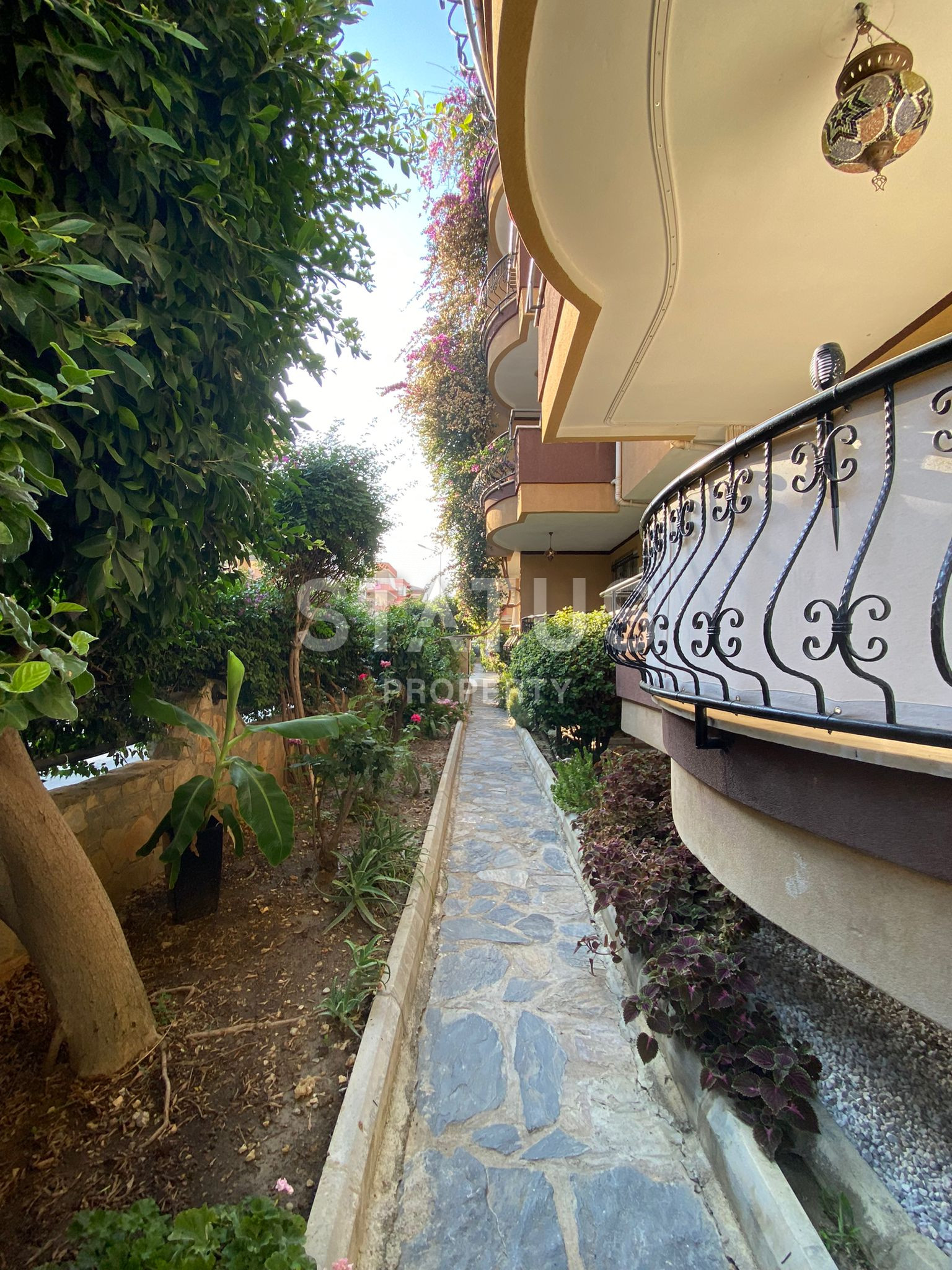 Очень просторная двухкомнатная квартира в шаговой доступности от моря в нижней ОБЕ. 70м2 фото 25