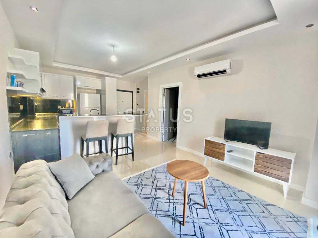 Two-room furnished apartment with a good location in the lower OBE. 55m2 фото 4