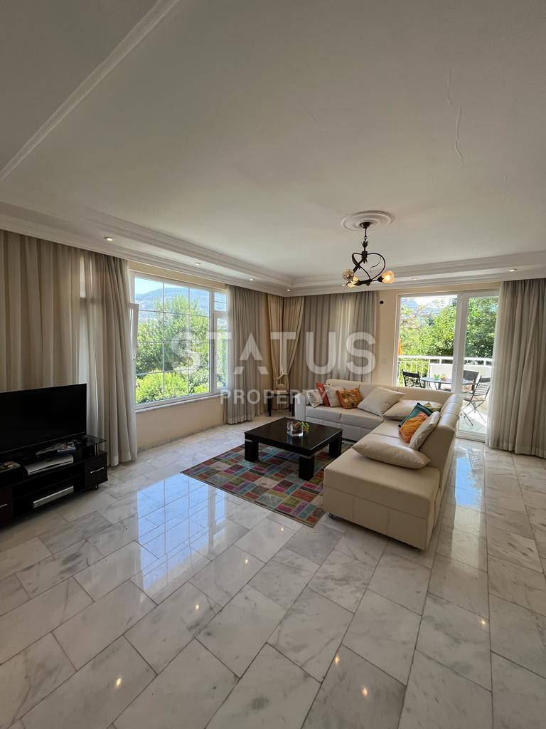 Трёхкомнатная меблированная квартира по привлекательной цене в верхней ОБЕ. 110м2 фото 8