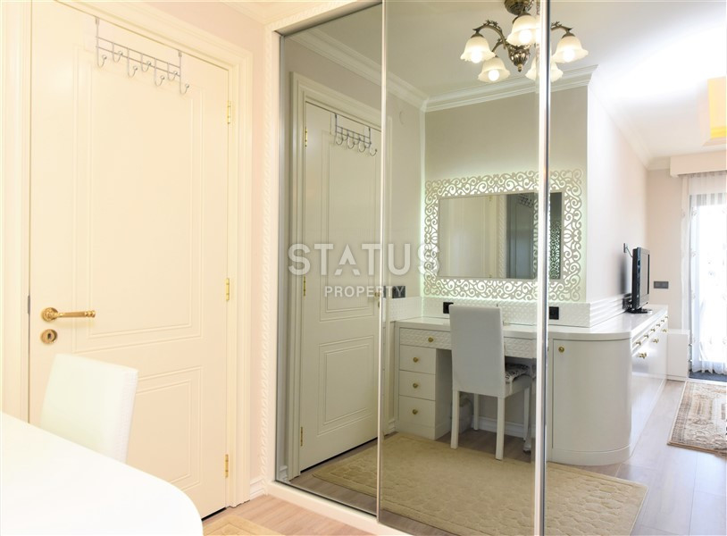 Luxury complex. Furnished apartments 2+1 in Mahmutlar 350m from the sea. 120 m2. фото 9