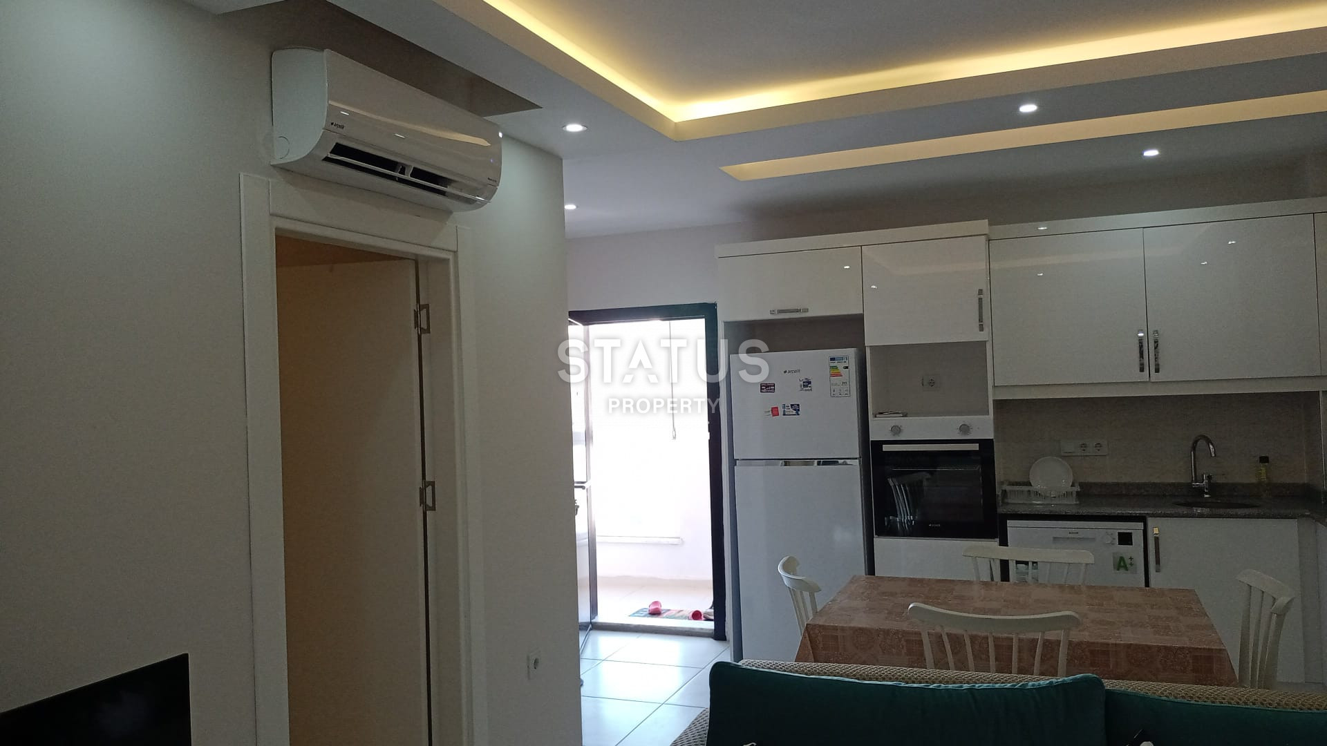 Двухкомнатная меблированная квартира с видом на море в 300м от него в Махмутларе. 65м2 фото 6