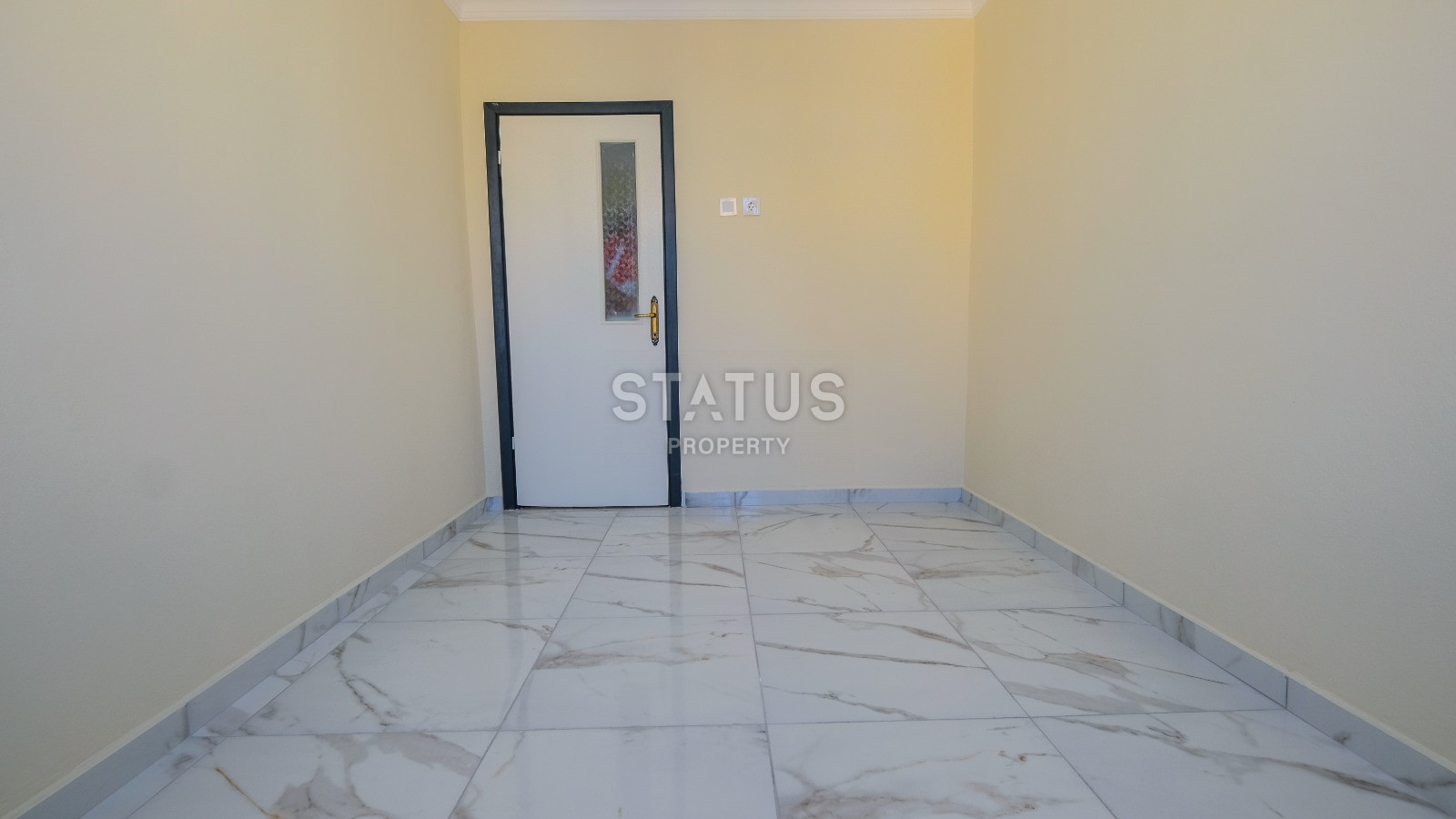 Трёхкомнатная квартира в доме городского типа 200м от моря в Махмутларе. 105м2 фото 9