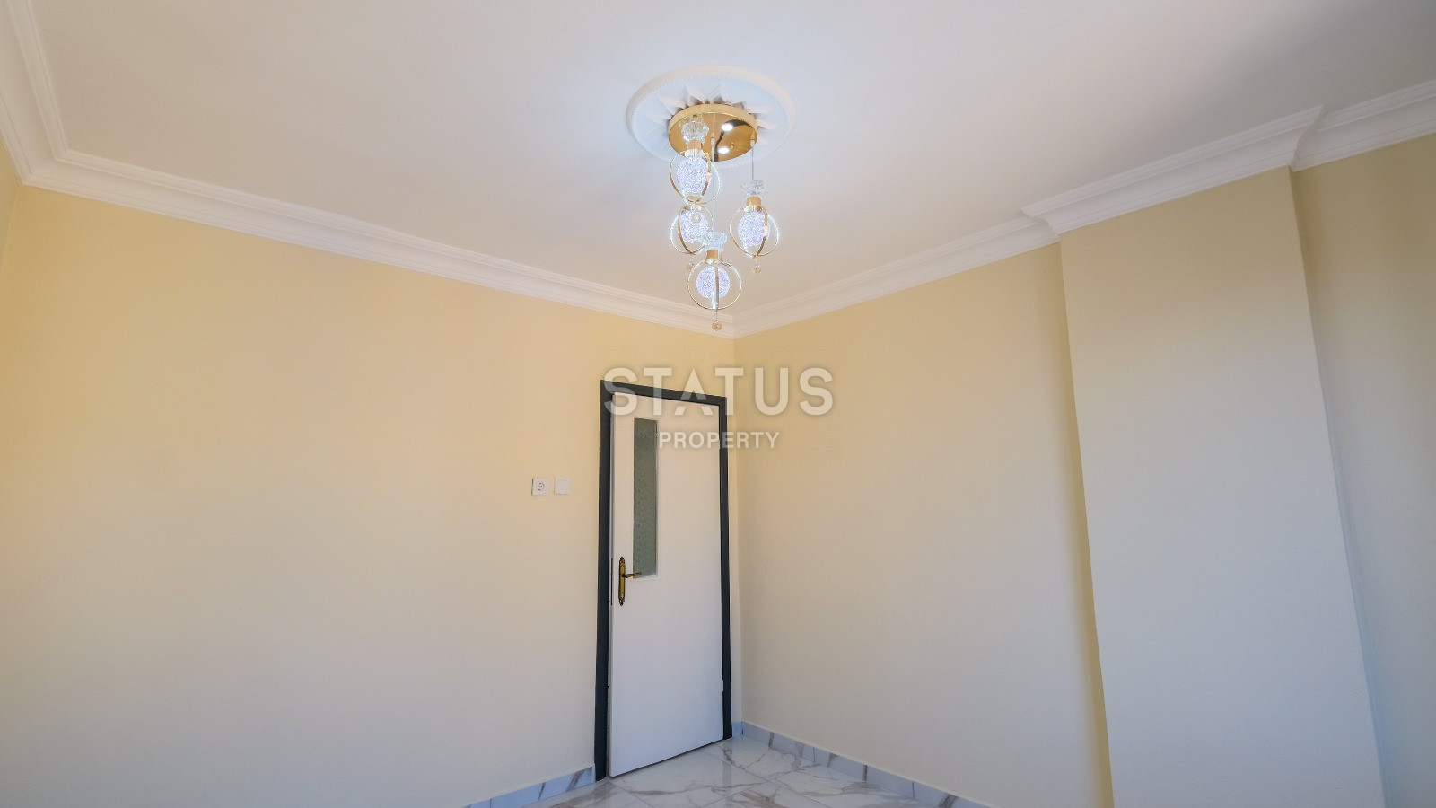 Трёхкомнатная квартира в доме городского типа 200м от моря в Махмутларе. 105м2 фото 11