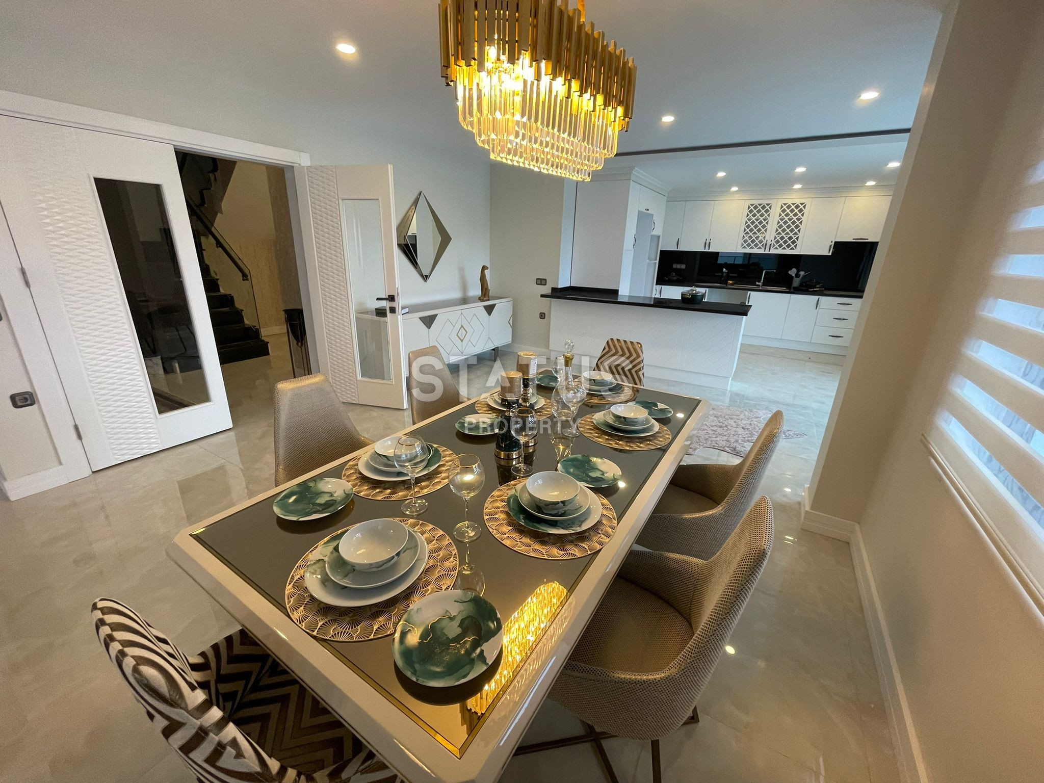 Элитный дуплекс в ЖК премиум класса в первой береговой линии в Махмутларе. 320м2 фото 8