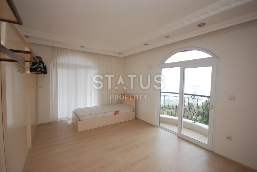 Solid villa with private garden and sea view 320 sq.m. фото 16