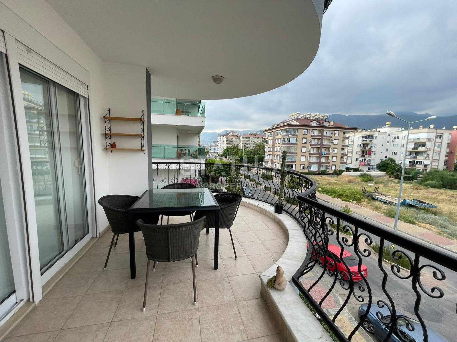 This apartment is a great option for living and renting out. фото 17