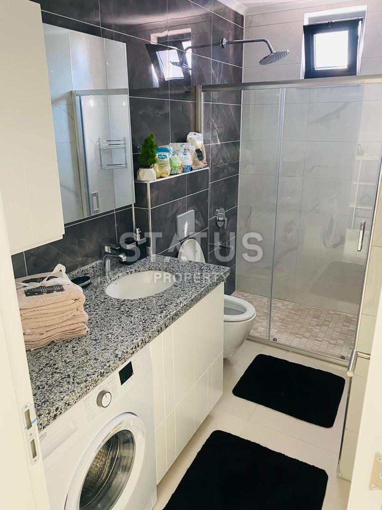 Furnished apartment in a luxury complex in Kargicak. фото 3