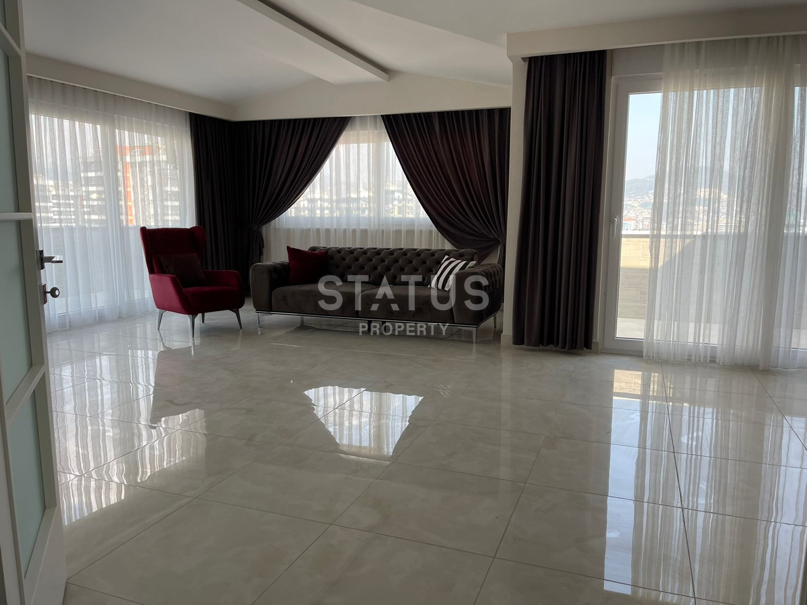 Четырёхкомнатный дуплекс в ЖК с инфраструктурой в Махмутларе. 245м2 фото 12