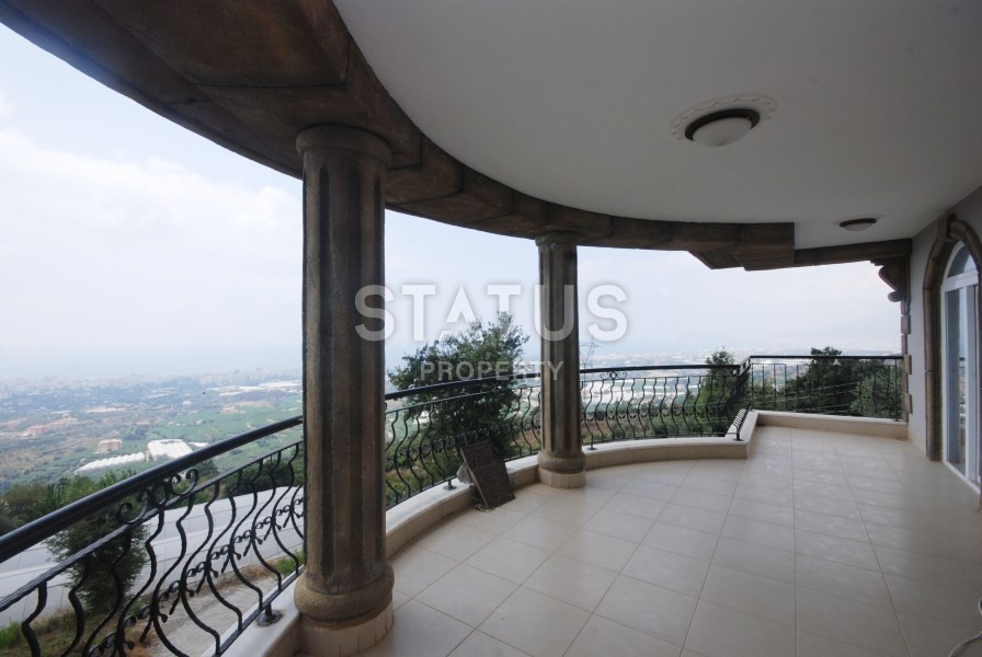 Solid villa with private garden and sea view 320 sq.m. фото 24