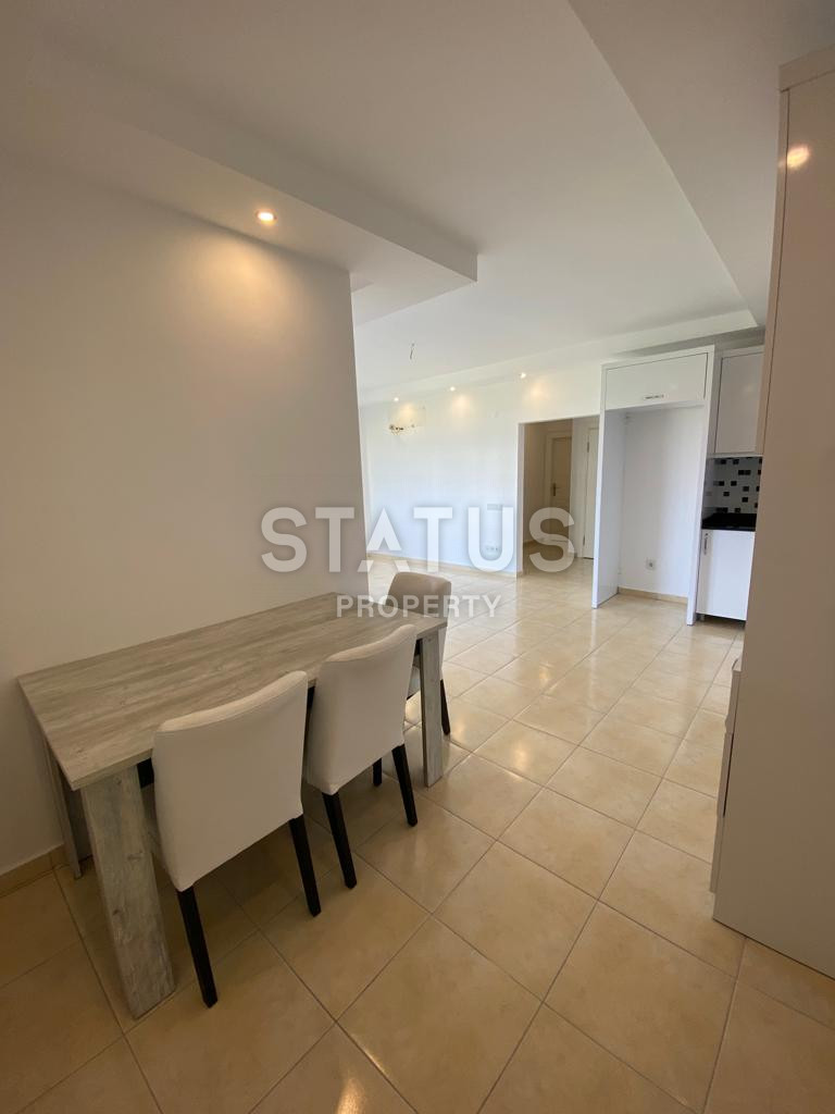 Spacious three-room apartment with a favorable location in OBA. 100m2 фото 3