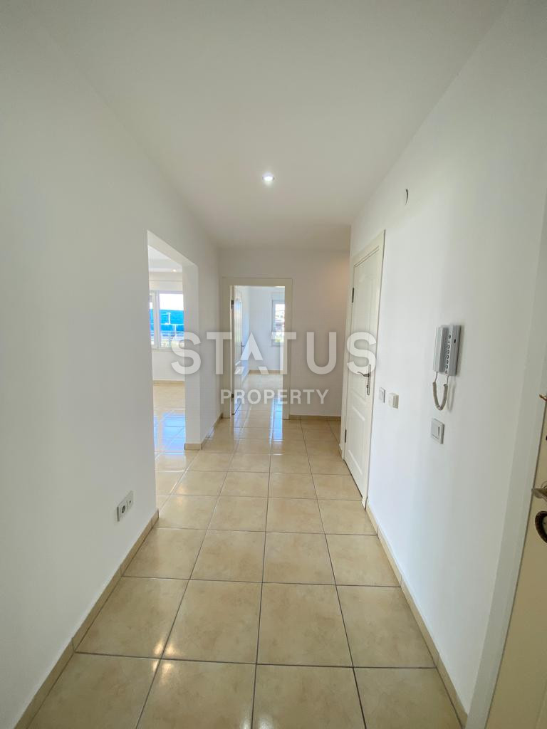 Spacious three-room apartment with a favorable location in OBA. 100m2 фото 6