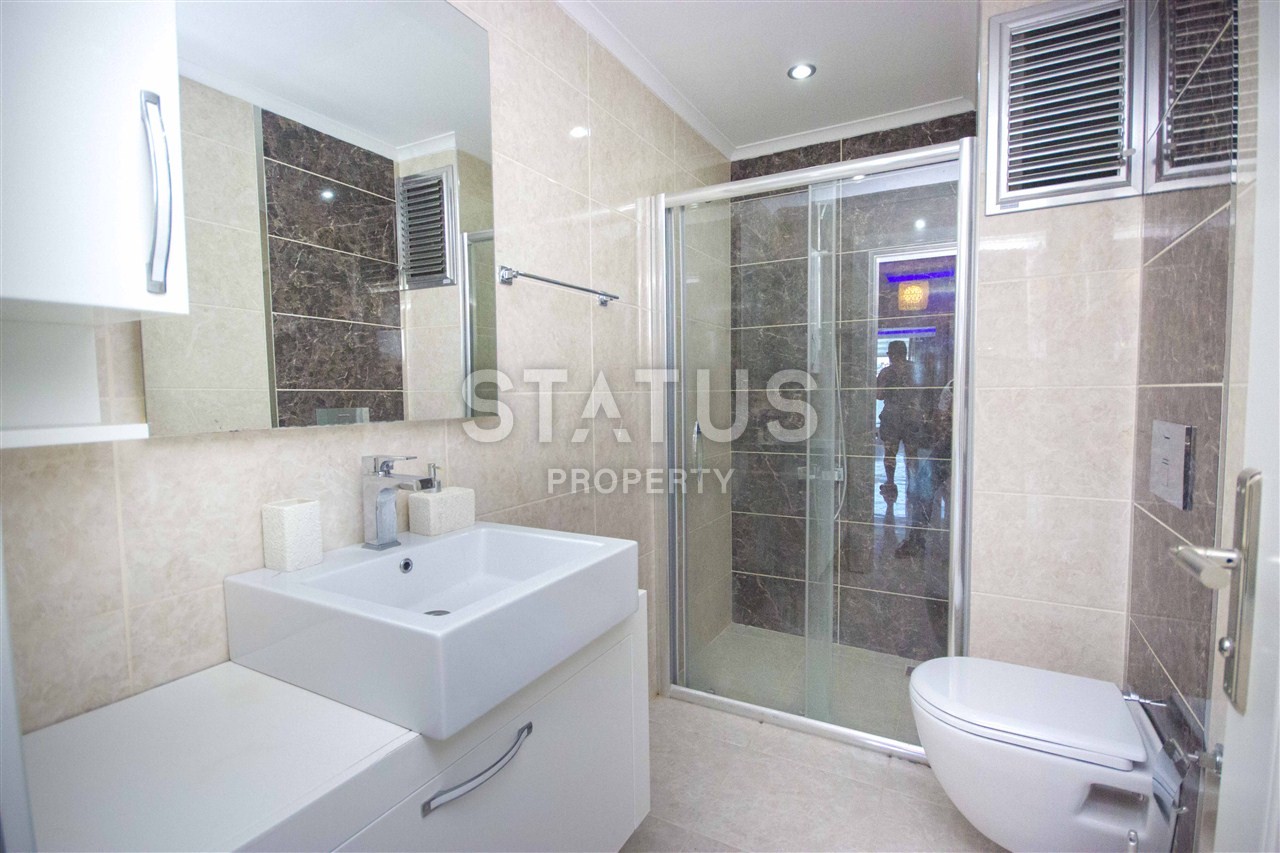 Three-room apartment with furniture in Kargicak area, 110 m2. фото 6