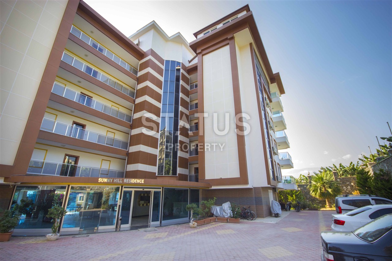 Three-room apartment with furniture in Kargicak area, 110 m2. фото 9