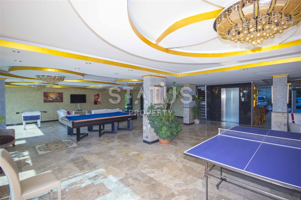 Three-room apartment with furniture in Kargicak area, 110 m2. фото 11